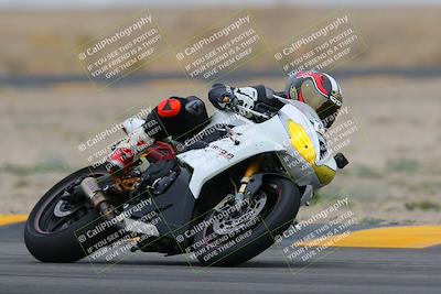 media/Jan-14-2023-SoCal Trackdays (Sat) [[497694156f]]/Turn 4 Set 1 (1020am)/